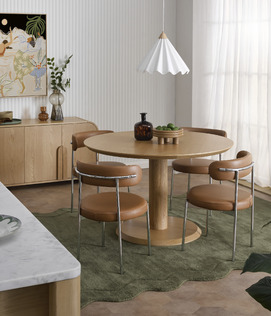 Form & Flow Lounge