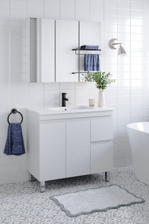 Easton Family Bathroom