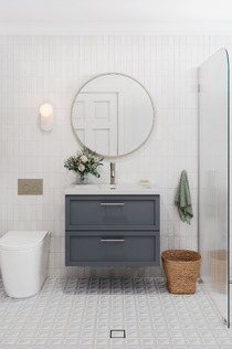 Hartley Grey & White Ensuite