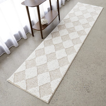 Portis Contemporary Runner