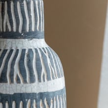 22cm Cream & Grey Ceramic Vase