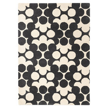 Slate Puzzle Flower Hand-Tufted Wool Rug