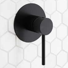 Euro Round Shower/Bath Wall Mixer