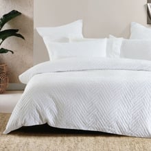 White Derya Jacquard Quilt Cover Set