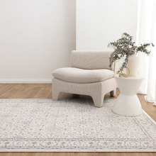 Demi Border Traditional Rug