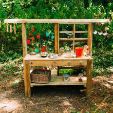 Discovery Mud Pie Kitchen