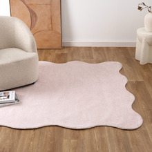 Blush Effie Hand-Tufted Scalloped Rug
