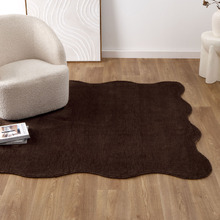 Chocolate Effie Hand-Tufted Scalloped Rug