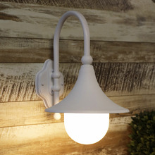 Eyre Outdoor Wall Light