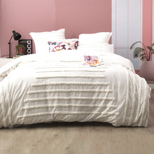 White Classic Vintage Washed Tufted Cotton Quilt Cover Set