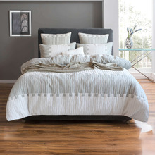 Dyesmil Jacquard Quilt Cover Set