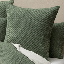 Quillon Velvet European Pillowcase