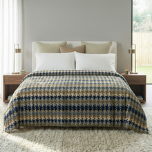 Houndstooth Godric Velvet Large Blanket
