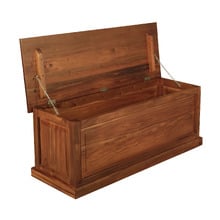 Gustavo Blanket Box