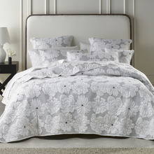 Leona Bedspread Set