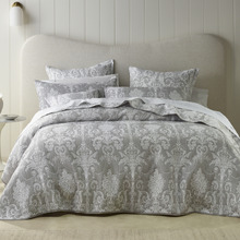 Olivia Coverlet Set
