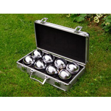 Boules in Metal Case