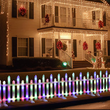 Pre-Lit Christmas Fences (Set of 8)