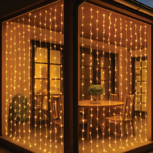 800 Xyra Twinkle LED Curtain Lights