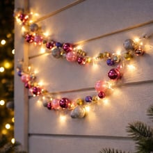 Zian Bauble LED Christmas Garland