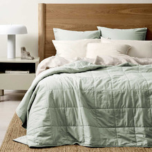 Peppermint Halo Organic Cotton King Coverlet