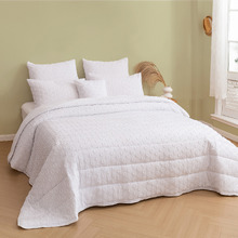 White Haven Spot 6 Piece Comforter Set
