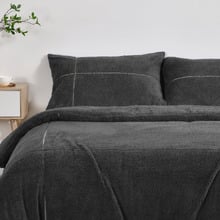 Jasper Teddy Fleece Quilt Cover Set