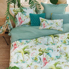 White Palm Scenes Cotton Quilt Cover Set
