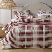 Red Tempo Cotton Jacquard Quilt Cover Set