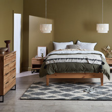 Beckham & Jackson Bedroom Set with Chest of Drawers