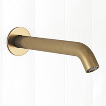 Clovelly 200mm Antique Brass Curved Bath/Basin Wall Spout