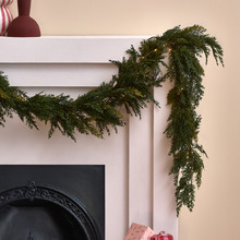 Cedar LED Christmas Garland