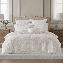 Eva II Yarn-Dyed Cotton Jacquard Quilt Cover Set