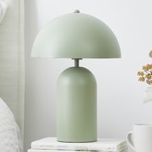 Lumiel Iron Table Lamp