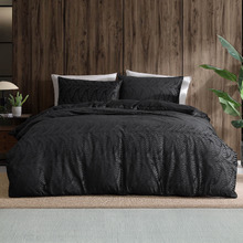 Rui Velvet Quilt Cover Set