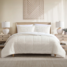 Avalon Queen/King Comforter Set