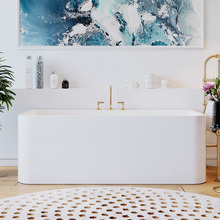 Alto Back- To-Wall Freestanding Bath