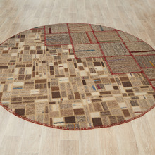 Sear Hand-Knotted Wool Round Kilim Rug