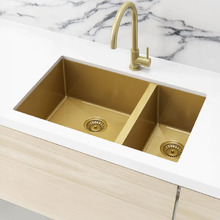 Lavello 670mm Stainless Steel One And A Half Bowl Kitchen Sink