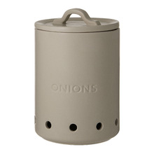 Essentials Onion Vault