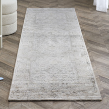 Kiarra Traditional  Runner