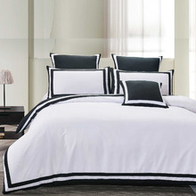Black & White Halsey Quilt Cover set
