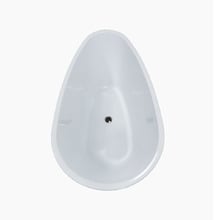 Cleopatra Acrylic Free-Standing Bath