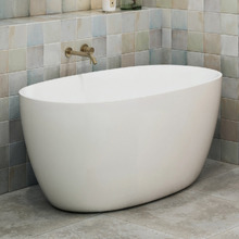 Ariana Acrylic Free-Standing Bath