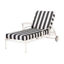 Crew Sun Lounge with Integrated Side Table
