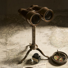 Flynn Binocular with Stand