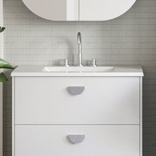 Regal Countertop with Single Integrated Basin