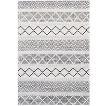 Trends Hand-Woven Wool Rug