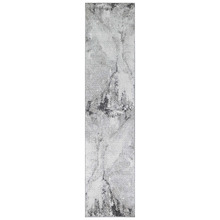 Leya Abstract Runner