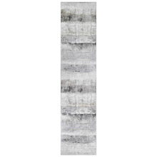 Myra Abstract Runner
